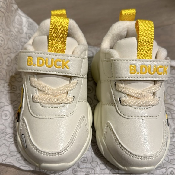 B. Duck toddler plush sneakers - Picture 2 of 3